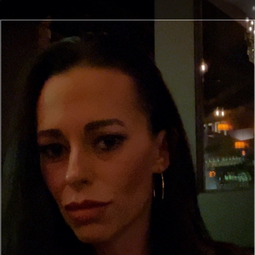 Meet your Posher, Tracy
